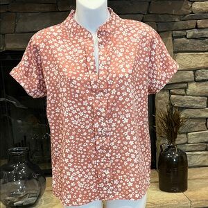 Coral V-Neck Blouse with White Floral Design and Rolled Sleeves, Size Small